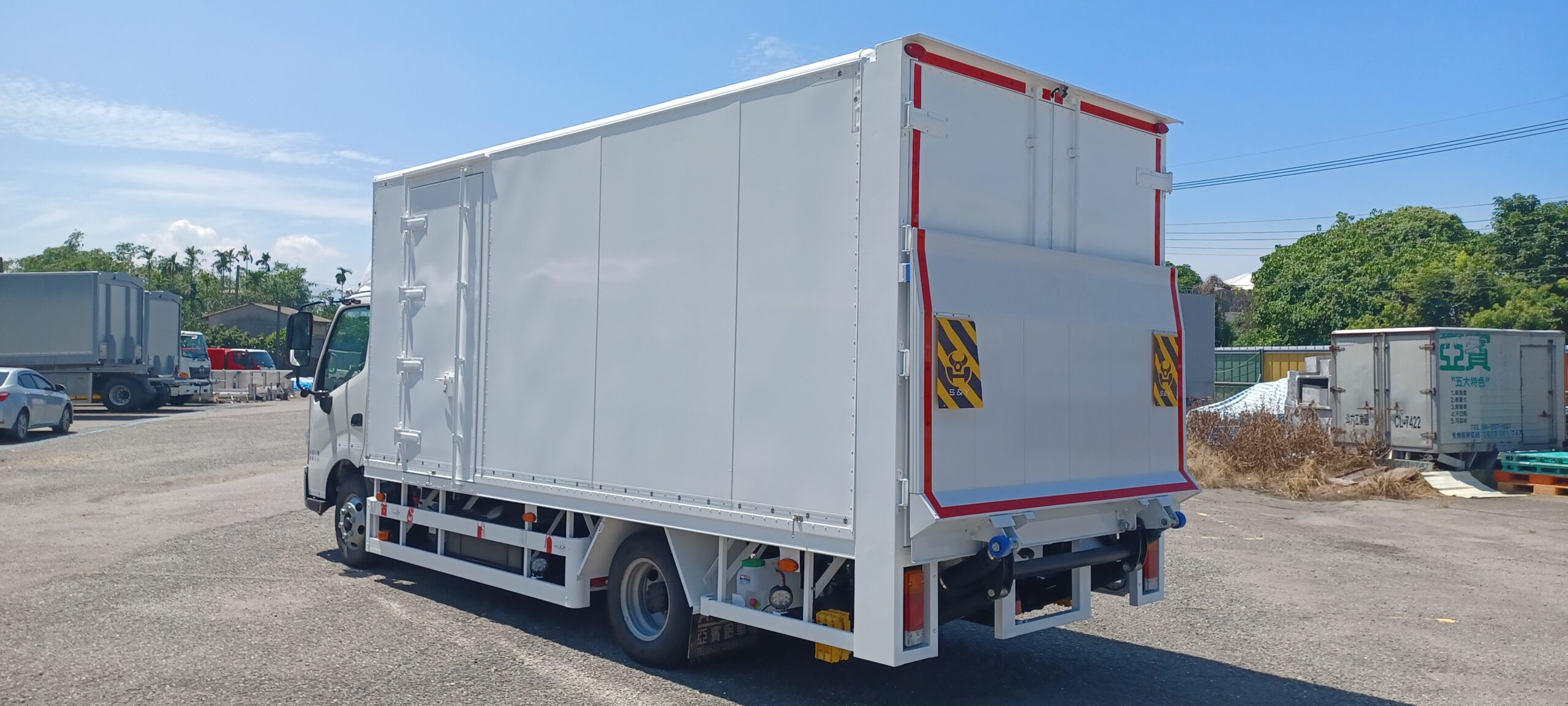 Giới thiệu thùng kín